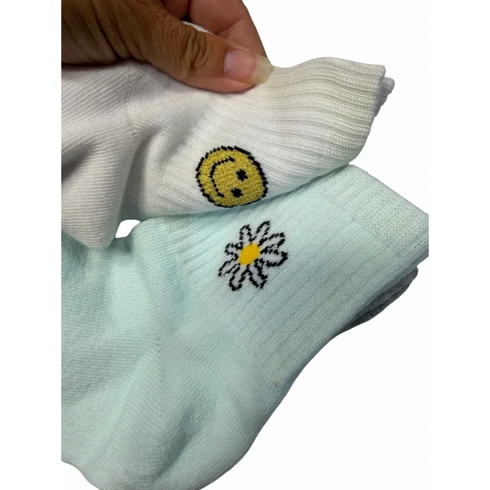 NOBO no boundaries womens 3 pairs anklet socks size 4-10 smile flower heart